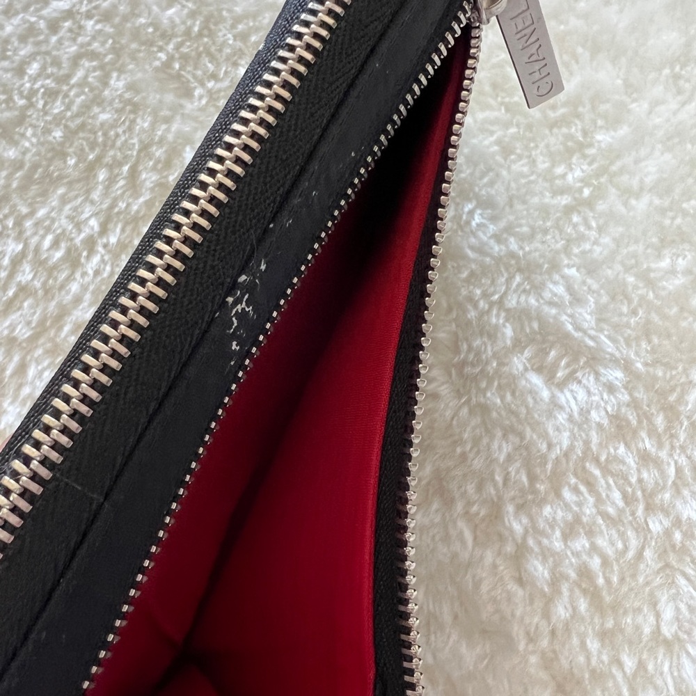 Authentic Chanel Medium Travel line wallet - Picture 3 of 7